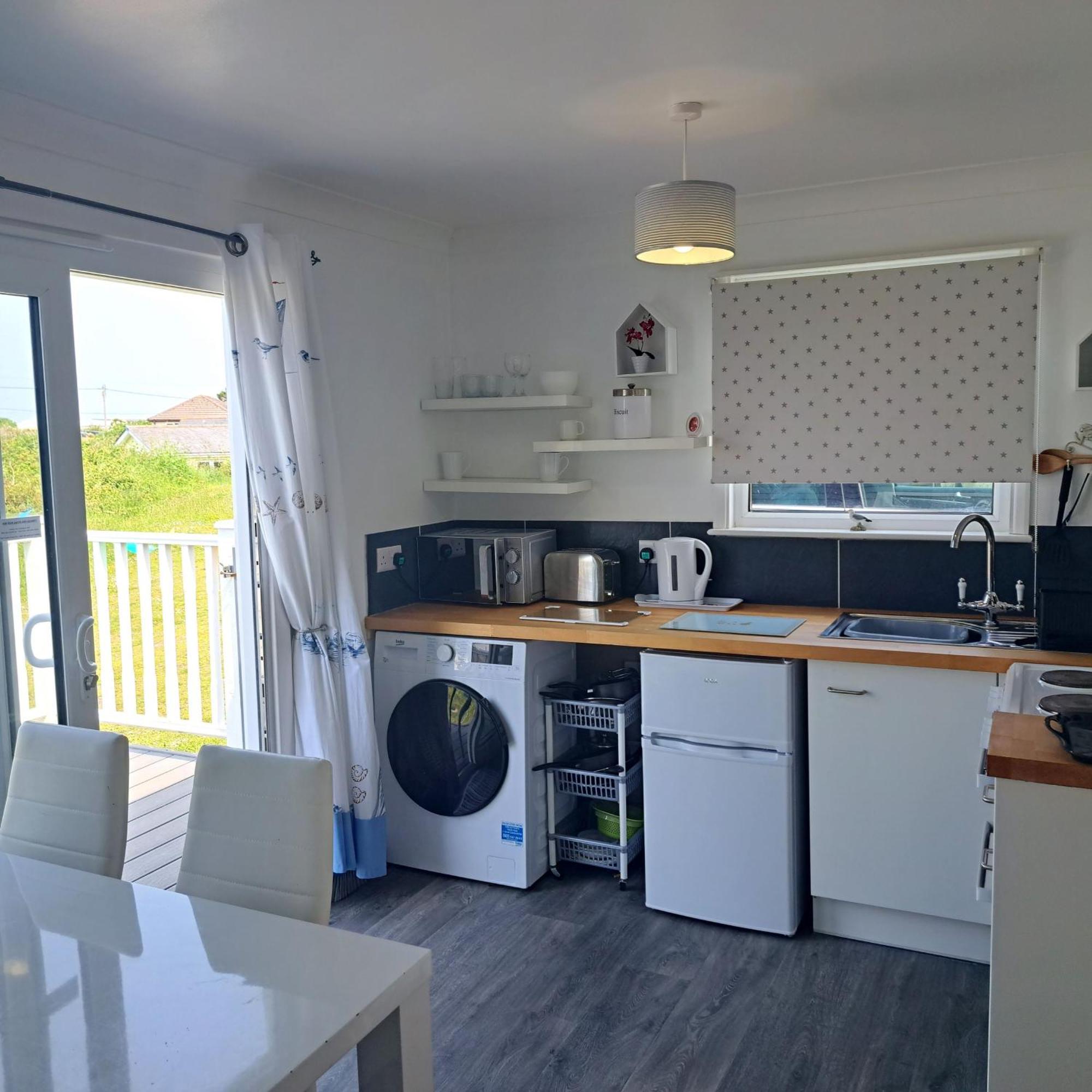 F24 Glenara, Riviere Towans Villa Hayle Exteriör bild